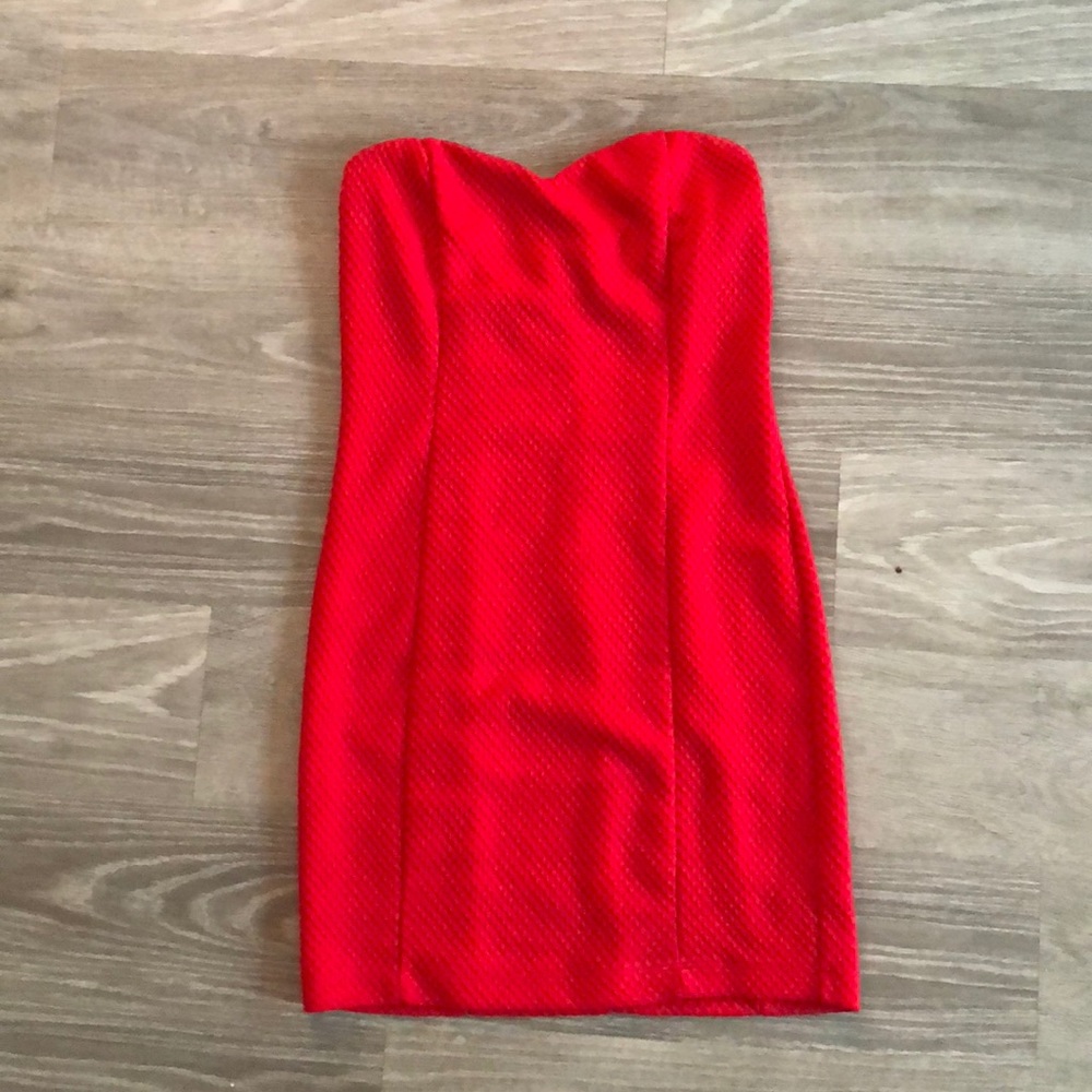 Sweetheart - heart shaped strapless red dress